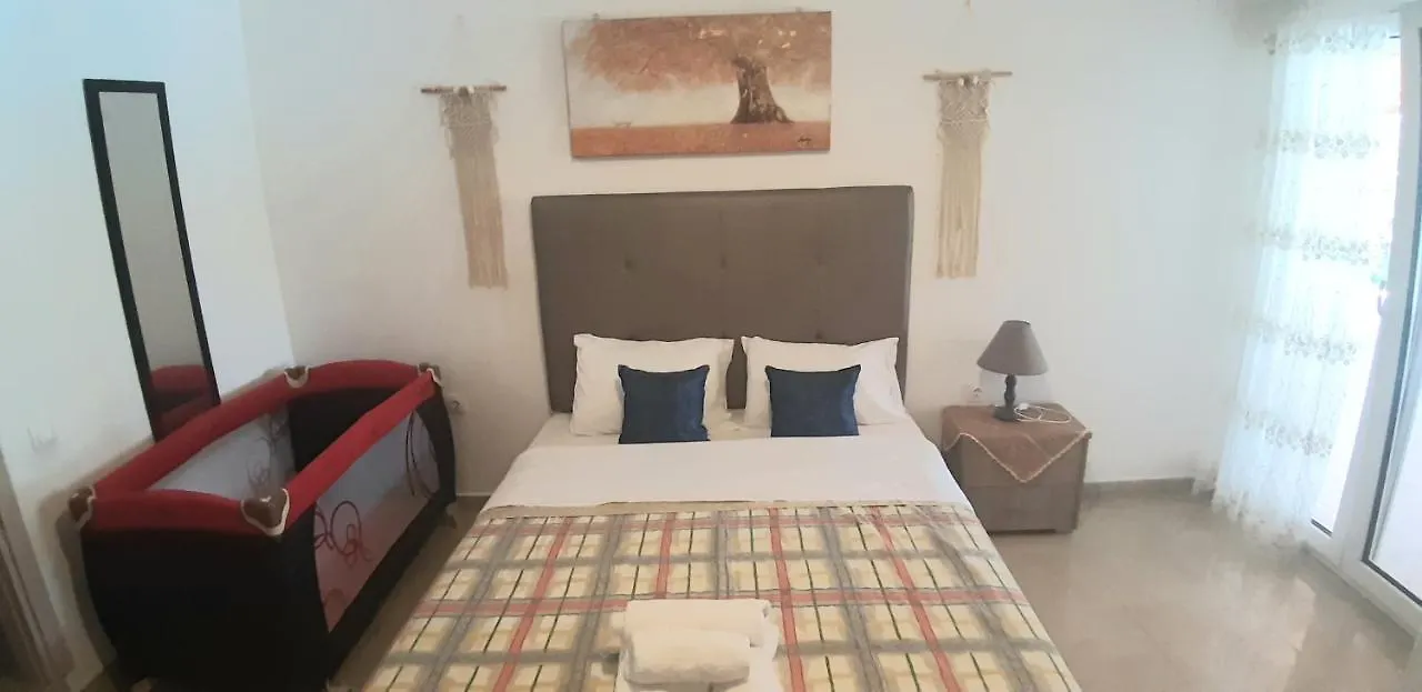 Maria Lemoni Swimming Pool Apartment Nea Skioni 0*,
