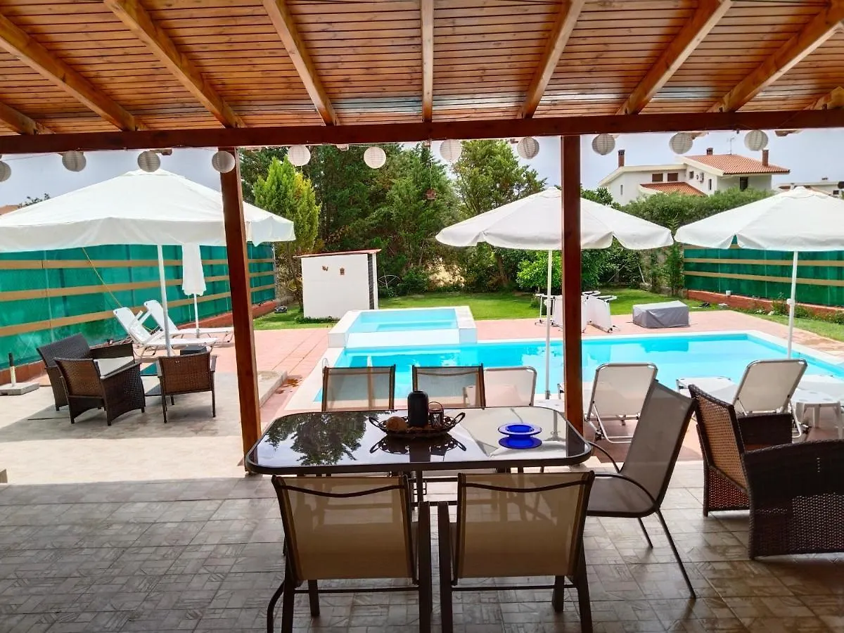 Maria Lemoni Swimming Pool Apartment Nea Skioni